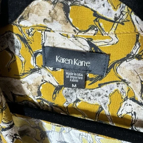 Karen Kane Horse Print Top Sz M Gold‎ V-Neck All Over Graphic Equestrian Western - Picture 3 of 12